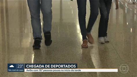 Voo Mais De 180 Brasileiros Deportados Dos EUA Chega A MG Neste