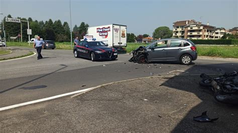 Incidente Tra Vedano E Lissone Ferito Un Motociclista Prima Monza