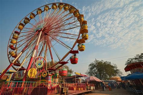 La Rueda Gigante En Surajkund Mela Haryana Foto Premium