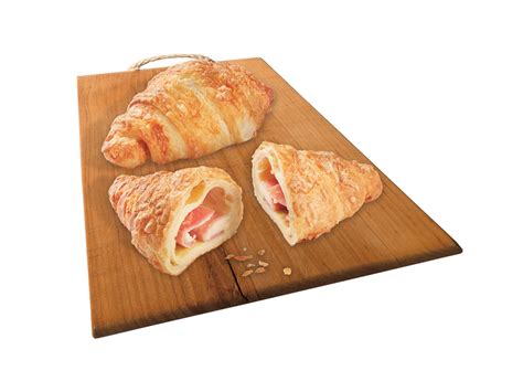 Croissant cu șuncă și cașcaval Lidl România Promoții arhiva