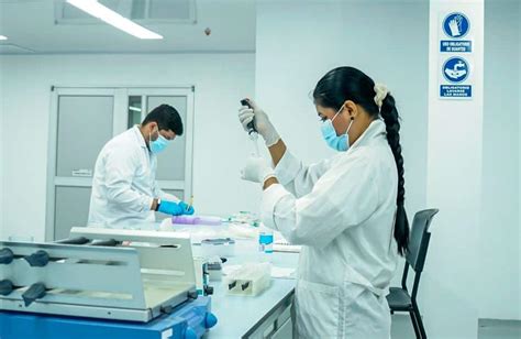 Se Realizó La Entrega Del Laboratorio De Investigaciones Biomédicas De