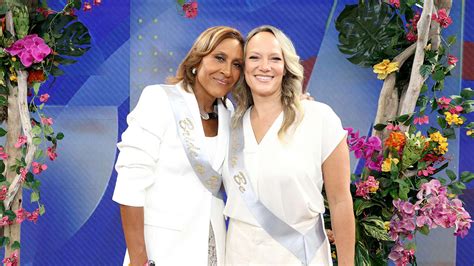 'GMA' co-anchor Robin Roberts, Amber Laign getting married: Details of upcoming wedding - ABC7 ...