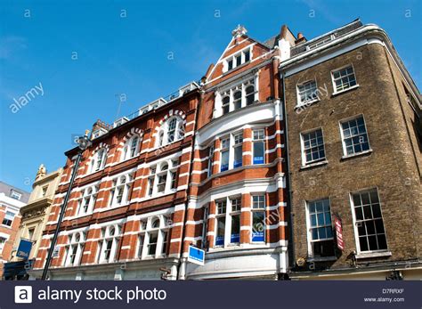 Long Acre London Stock Photos And Long Acre London Stock Images Alamy