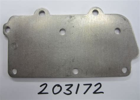 Evinrude Johnson Omc Exhaust Cover Plate