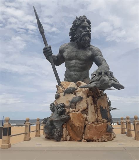poseidon statue 5