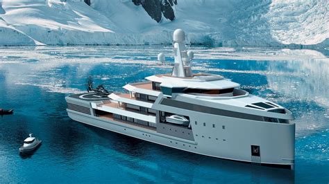 Le Premier Yacht Brise Glace Gq France