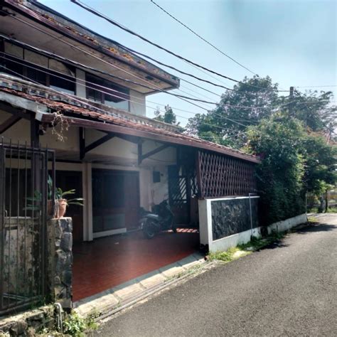 Rumah Strategis Hook Candrawulan Raya Turangga Buah Batu Bandung