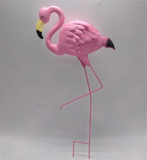 Outdoor Decor Garden Pink Bird Decor Metal Bird Stake For Outdoor Garden Decorations