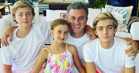 Luciano Huck descreve a personalidade dos filhos Joaquim Benício e