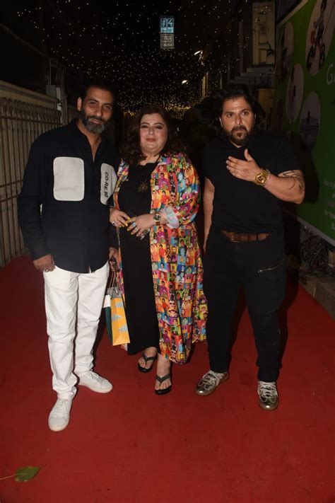 Inside Rupali Gangulys Birthday Bash Guneet Monga Satish Shah