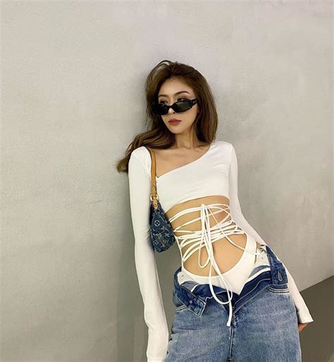 Lo T Sao V Biz Ti P T C Di N Qu N Jeans N A M C N A T T Nh Ng Kh Ng Ai Hot H N M B M S A H H