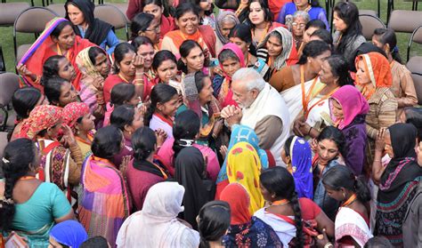 Beneficiaries of Ujjwala Yojana interact with PM | Prime Minister of India