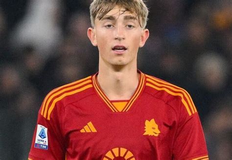 Dean Huijsen S Father Discusses His Son S Move To Roma