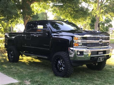 2017 Chevrolet Silverado 2500 HD Wheel Offset Hella Stance >5 ...