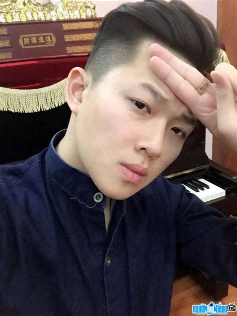 Hot boy Bùi Tuấn Ngọc