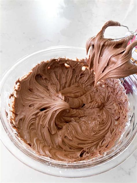 Homemade Chocolate Frosting Picky Palate BEST Chocolate Frosting