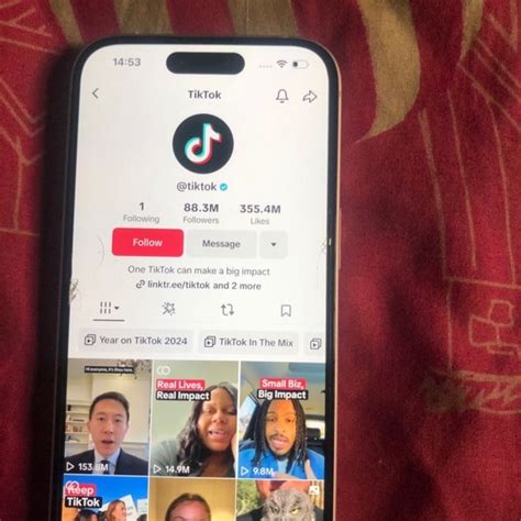 apple cell phones accessories iphone   tiktok installed