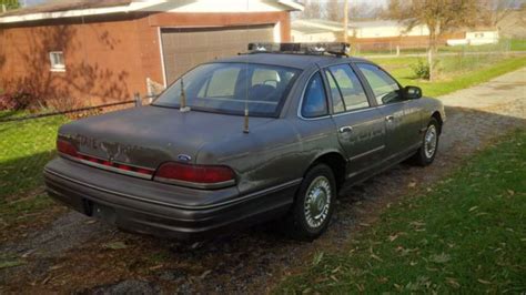 1993 Ford Crown Victoria Police Interceptor ex-Ohio Highway Patrol Low Mileage!