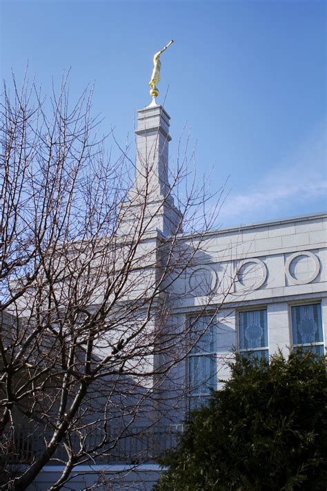 St. Paul Minnesota Temple Side View