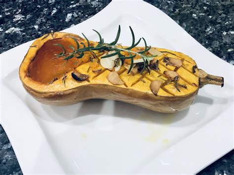 Ofen Butternut Kürbis mit Rosmarin von eenoy Chefkoch