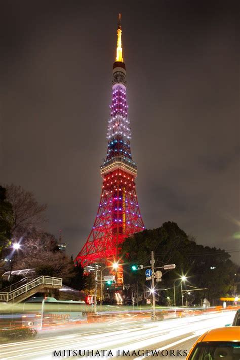 Tokyo Tower lights up in ARASHI color | Tokyo tower, Tower, Tokyo city