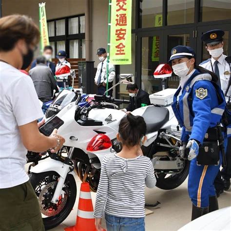 大阪府警察さんのインスタグラム写真 大阪府警察instagram「【警察署シリーズ15 豊中南警察署】 ※警察署シリーズでは、警察署