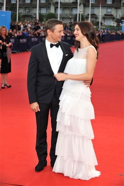 Jeremy Renner Rachel Weisz Jeremy Renner Rachel Weisz Photos The