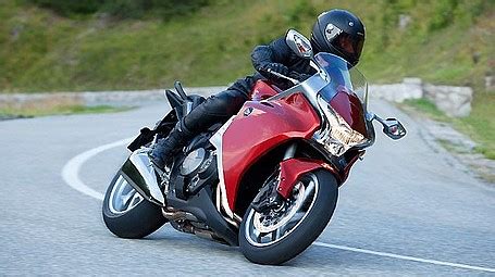 honda vfr1200f review