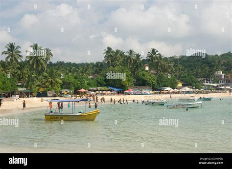 Jungle Beach Unawatuna Sri Lanka Stock Photo Alamy