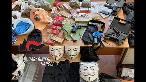 Maxi Sequestro Dei Carabinieri Trovate Armi Droga E Maschere Di Serie