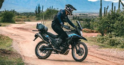 Akt Present La Tt Dual Sport Rally Para Salir Del Camino Sin