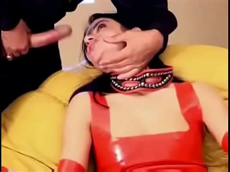 Sexo fetiche en rejilla y látex min XVIDEOS