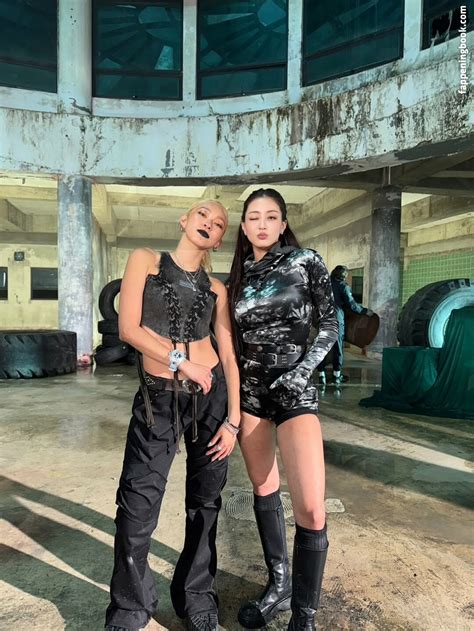 Jihyo TWICE Zyozyo Nude OnlyFans Leaks Fappening FappeningBook