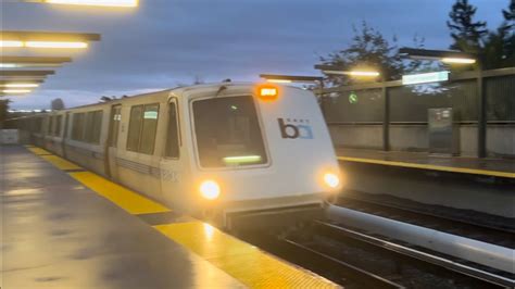 Bart Legacy Fleet 6 Car Richmond Train With Rohr A Car 1234 Arriving At