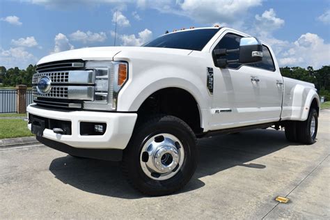 2019 Ford Super Duty F 350 Drw Platinum 84216 Miles Crew Cab Pickup Diesel 8 C Used Ford F