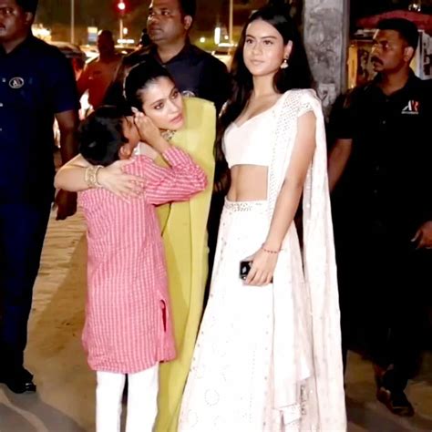 Kajol with daughter Nysa at Diwali 2019 #kajol #nysadevgan #celeb #bollywoodbyte… – Unseen ...