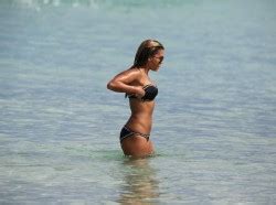 Sylvie Van Der Vaart Another Bikini Another Day On A Beach In Miami 10 8 13 MQ Phun Org Forum