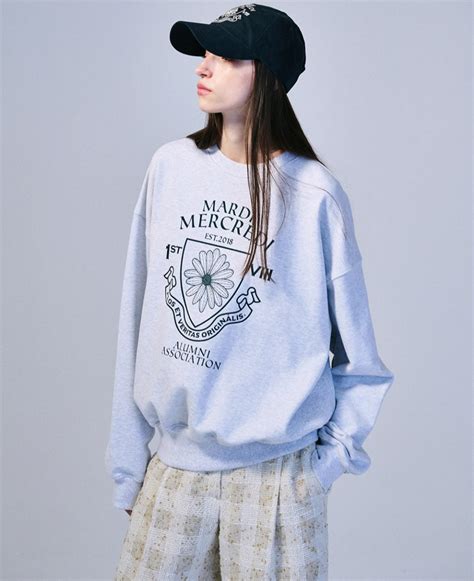 MARDI MERCREDI SWEATSHIRT ALUMNI EMBLEM 4col Unitplace2