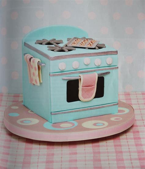 Retro Oven Cake By Karen Taylor For Cakes And Sugarcraft Magazine