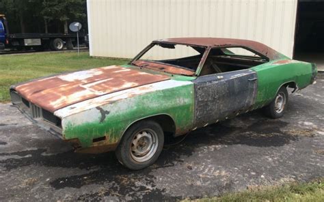 1969 Charger Main Barn Finds