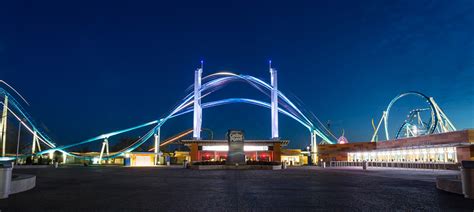 Cedar Point Amusement Park Entry Plaza Place Workshop