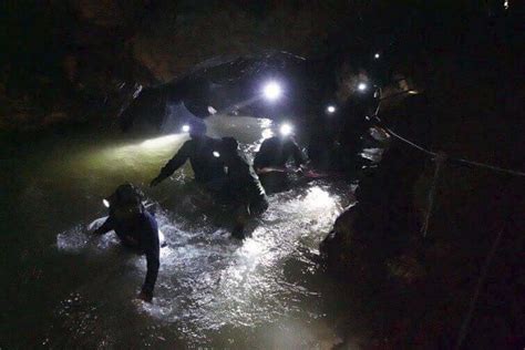 Thai Cave Rescue In Photos Rescuers Extract Soccer Team Trapped In