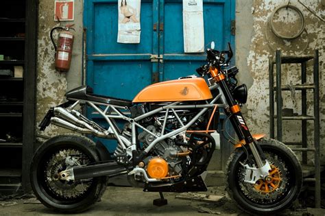 forum.LC8.info :: Thema anzeigen - KTM 1190 Adventure