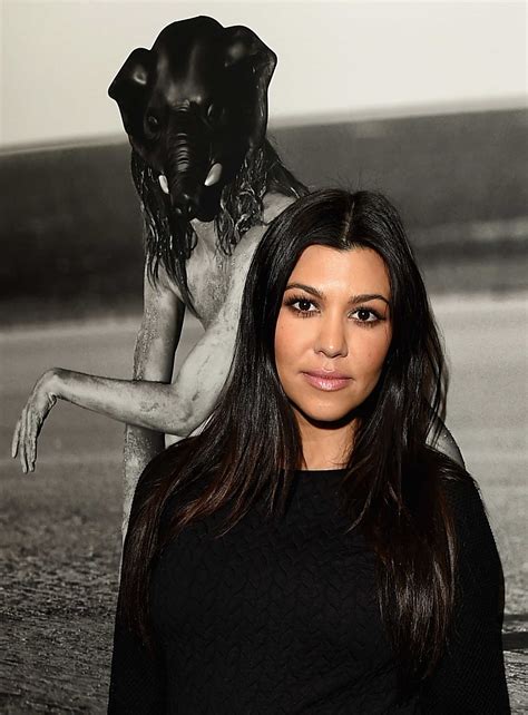 Kourtney Kardashian Naked Pregnant Picture Telegraph