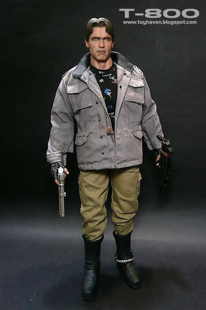 Toyhaven Hot Toys T 800 Terminator Figure 1984 REVIEW II