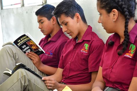 Prensa Cecytebc Buscan Fomentar La Lectura Entre Los Estudiantes Del