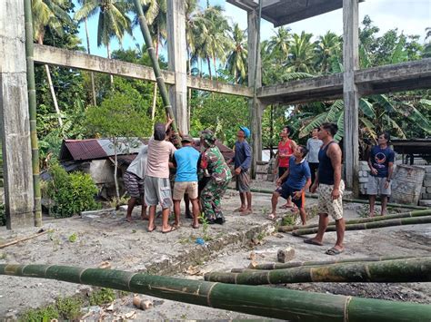 Tni Bersama Warga Gotong Royong Bangun Gedung Germita Betel Rusoh