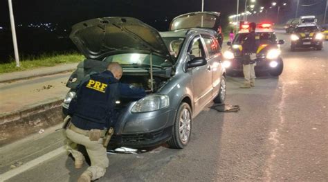 Carro roubado há 11 anos no Rio de Janeiro é recuperado na Serra ES HOJE