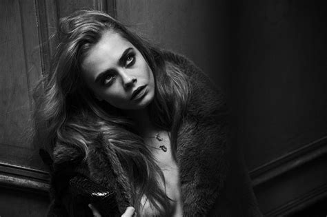Cara Delevingne Topless Hot Celebs Home