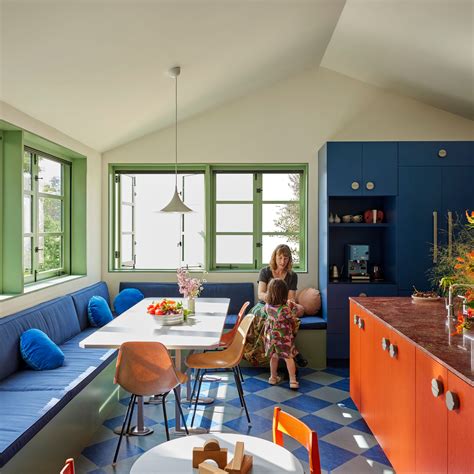 benjamin moore color of the years 3